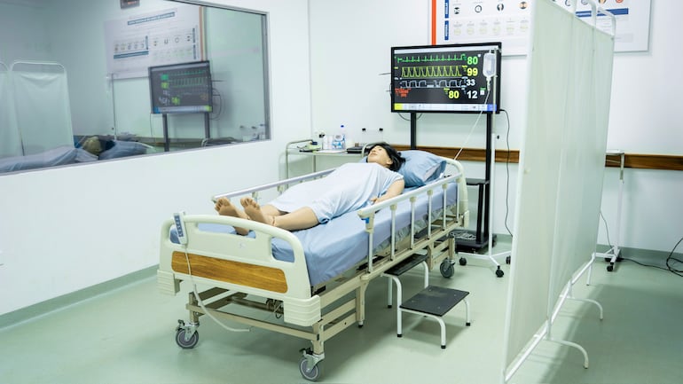 La UCP integra el dominio técnico con una comprensión profunda del contexto epidemiológico del país.