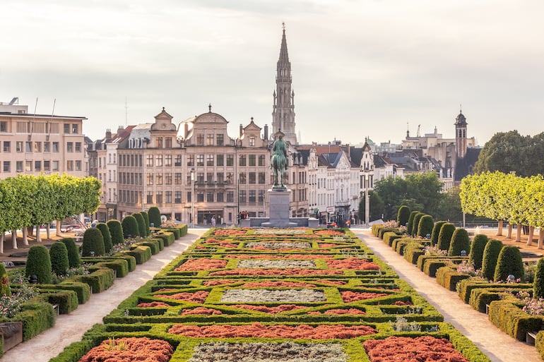 Jardín del Mont des Arts en Bruselas, Bélgica, jardín situado entre el Barrio Real y la Grand-Place en el centro histórico de la ciudad.