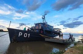 El barco Capitán Cabral se encuentra a 40 kilómetros de su destino final Bahía Negra donde debe llegar en la noche de este jueves, tras 9 días de navegación.