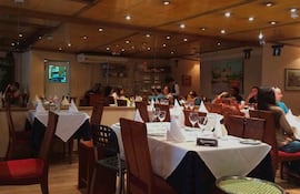Las empanadas de El Bolsi son citadas como el plato icónico del restaurante según Taste Atlas.