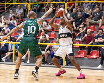 Charles Hinckle, en el gran triunfo contra Baurú de Brasil. Los Kings serán de nuevo anfitriones.