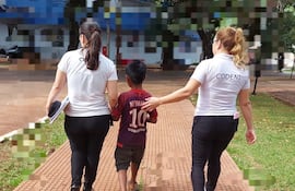 Mediante el abordaje en las calles se busca reducir la vulneración de derechos de los menores de edad.