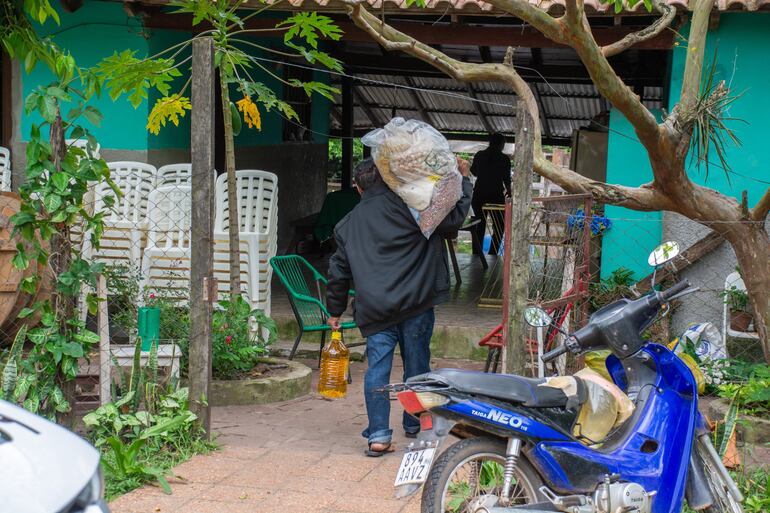 En total fueron asistidas 125 familias de los barrio, Manga Yvyr, Manga Ita, San Francisco, además de los trabajadores oleros.