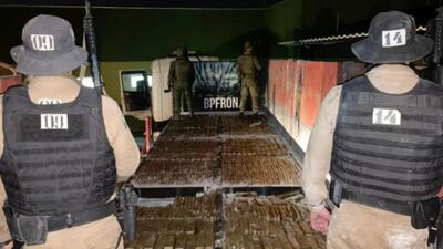 El compatriota llevaba marihuana en el doble fondo de su semirremolque.