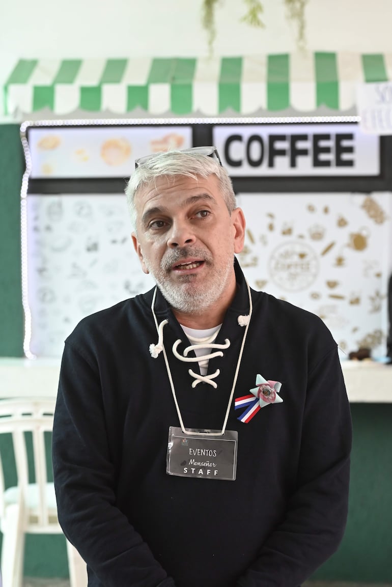 Sergio Domínguez, presidente de la Asociación de Padres del colegio Monseñor Lasaña, organizadora del "Karu Guazú Solidario".