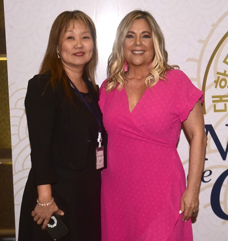 Lizza Eum y Bibi Landó.