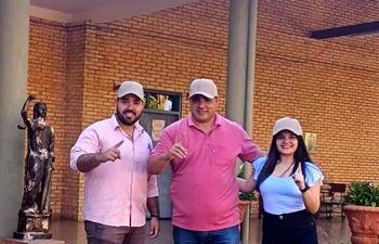 Las nuevas autoridades del Centro de Estudiantes están integradas por el vicepresidente primero, Alan Zaracho; el presidente, Jorge Ricardo Dígalo Leguizamón; y la vicepresidenta segunda, Silvia Santacruz.