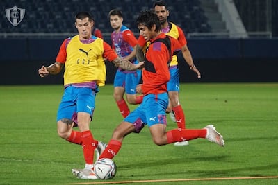 El lateral Alan Benítez y el zaguero Alexis "Pulpito" Duarte, cuando formaban parte del plantel de Cerro Porteño, ahora pueden volver a coincidir en Libertad.