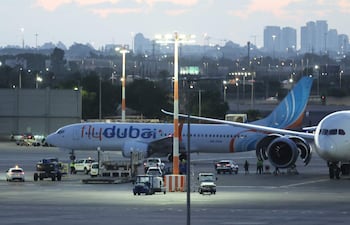 Avión de Flydubai en el aeropuerto Ben Gurion en Israel.