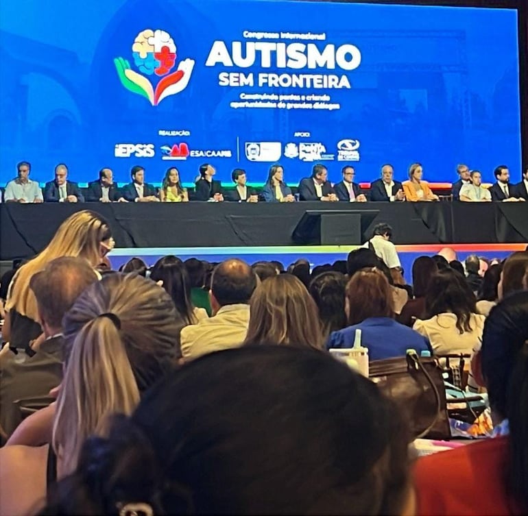 Realizan congreso internacional sobre el autismo en la frontera Paraguay y Brasil