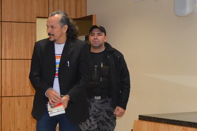 Rafael Esquivel no pudo asumir como senador el 30 de junio pasado debido a que no le concedieron salir de prisión para el efecto, por lo que la Cámara Alta.