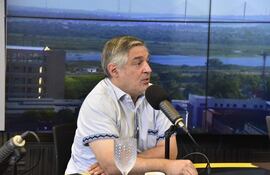 Luis Fernando Ramírez, ministro de Educación y Ciencias.