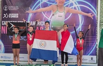 La delegación paraguaya tuvo una destacada actuación en el Campeonato Sudamericano USAG 2025, celebrado en la ciudad de Medellín, Colombia