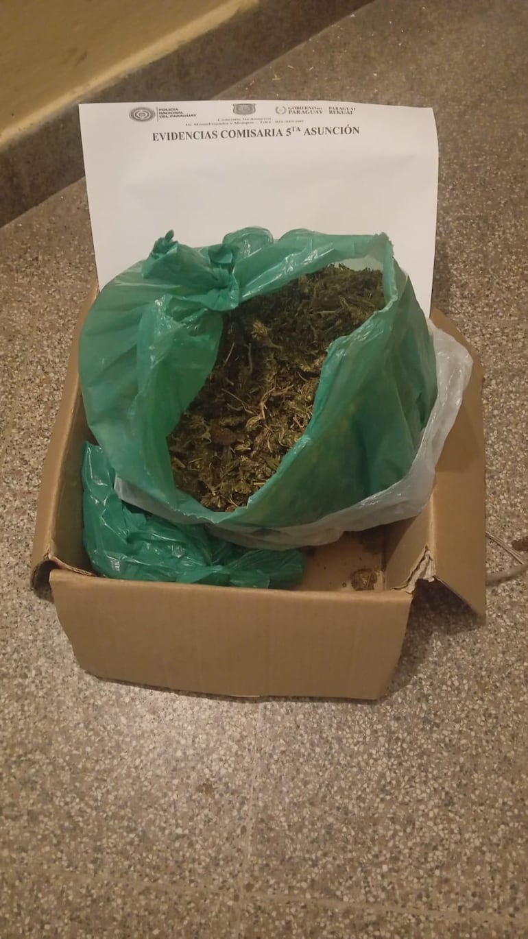 Droga incautada durante el procedimiento.