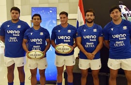 Los Yacaré Nicolas Toth (i), Juan González, Francisco Gaspes, Sebastián Urbieta y Ariel Núñez, en la presentación de este viernes, en el COP.