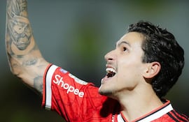 Flamengo mete otro triunfo en el Brasileirao.