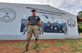 El suboficial inspector Franco Garcete, en la base del Grupo Especial de Operaciones (GEO).