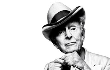 tom-wolfe-el-hombre-de-blanco-capturado-por-la-camara-del-fotografo-platon-antoniou-03444000000-1713305.jpg