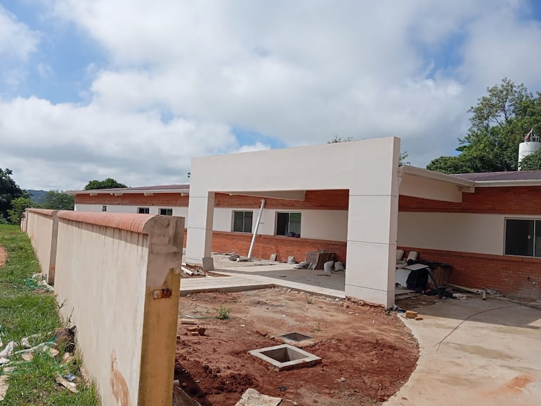 La construcción tiene un avance del 80 por ciento de avance, según los miembros de la comisión de apoyo del proyecto