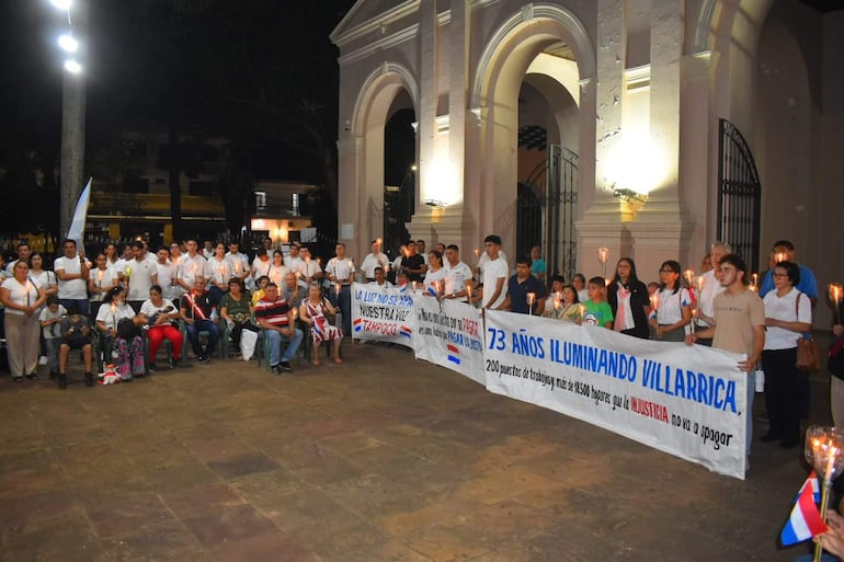 Clyfsa vs. ANDE: Realizan sentata simbólica en Villarrica para exigir revisión de fallo millonario