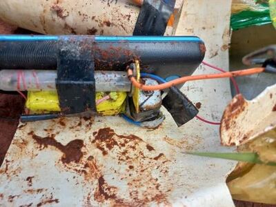 Agentes de la Fuerza de Tarea Conjunta hallaron un explosivo semienterrado en un camino vecinal cerca del cerro Guasu Porã