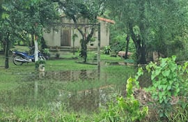 Vecinos del barrio Jata'i en San Juan Bautista reclaman por un canal de desagüe para prevenir inundaciones.
