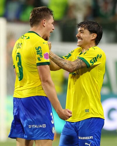 Festejo de gol de Bruno Fuchs en Palmeiras.
