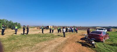 La fiscalía y la policía identificaron a los invasores de la propiedad de la exazucarera Vaesken de Guarambaré.