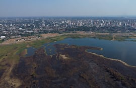Fotografía aérea de la bahía de Asunción desde el banco San Miguel.