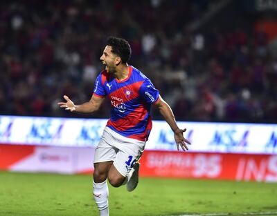 Cecilio Domínguez, autor de un doblete en Cerro Porteño ante General Caballero.