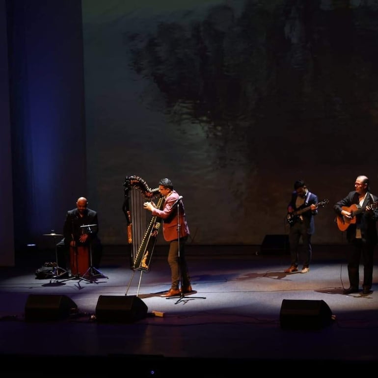 Marcelo Rojas en el Festival del Arpa
