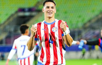 El lateral izquierdo Alexandro Maidana (20 años), la gran figura en el debut de la selección paraguaya Sub 20 en el mundial de la categoría.
