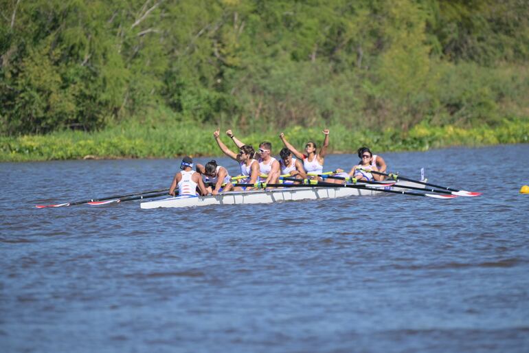 ¡Paraguay se sube al podio con medalla de bronce en la prueba Mix 8+!