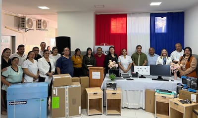 El acto de entrega de los equipos hospitalarios se realizó en el hospital distrital de Santaní