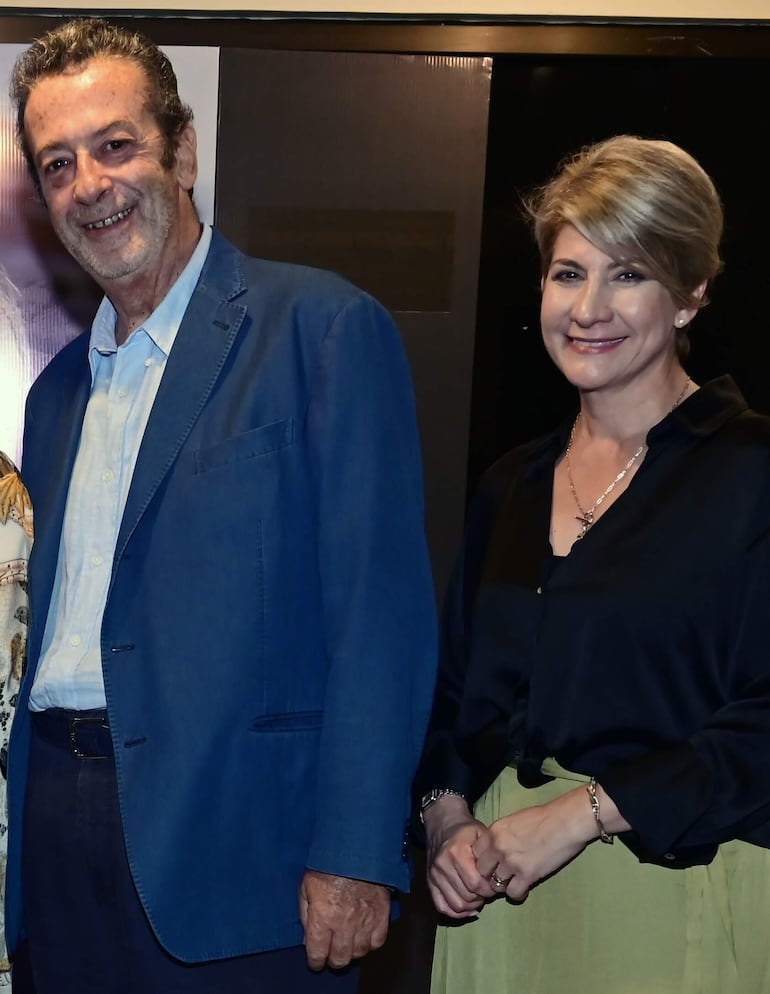 El embajador de Italia Marcello Fondi y Mabel Pérez.