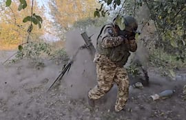 Soldados rusos en combate. (Imagen de archivo)