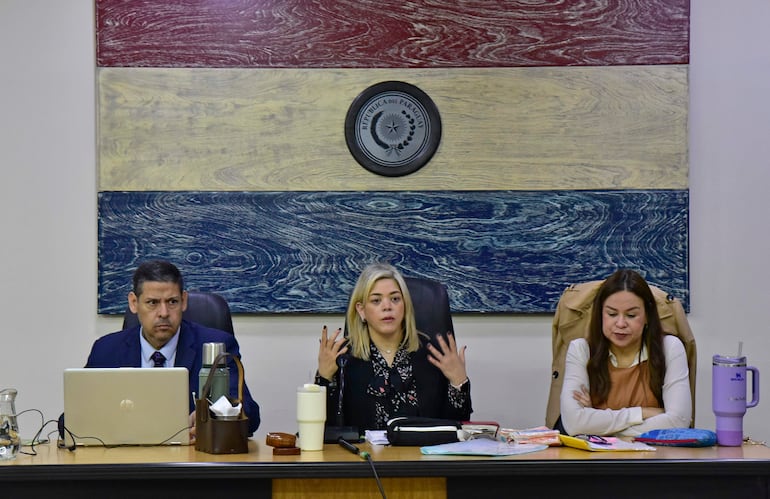 Juicio de Hernán Rivas en la sala 2, segundo  piso, torre norte del palacio de Justicia