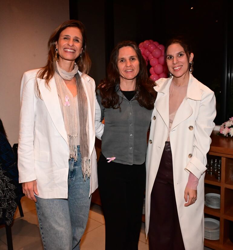 Yanina Bernardis, Alexandra Oliveira y Josefina Otero
