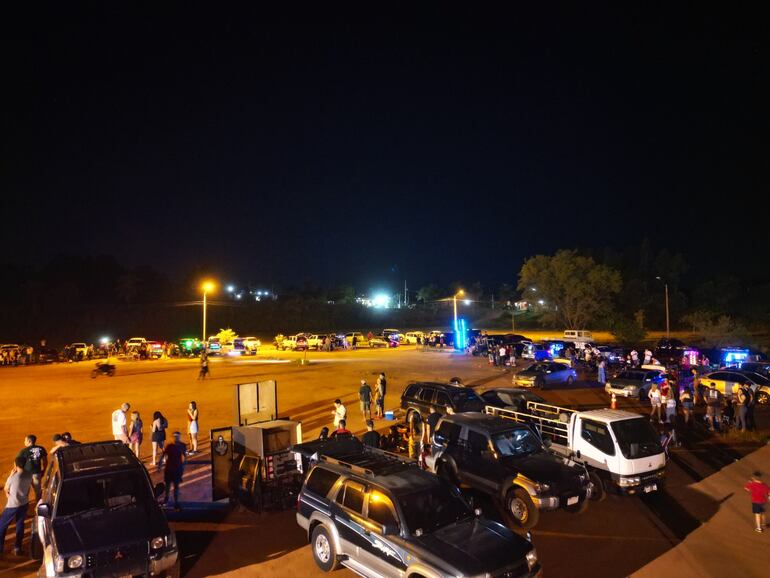 El show de drift, deslumbró al público con la exhibición de vehículos.