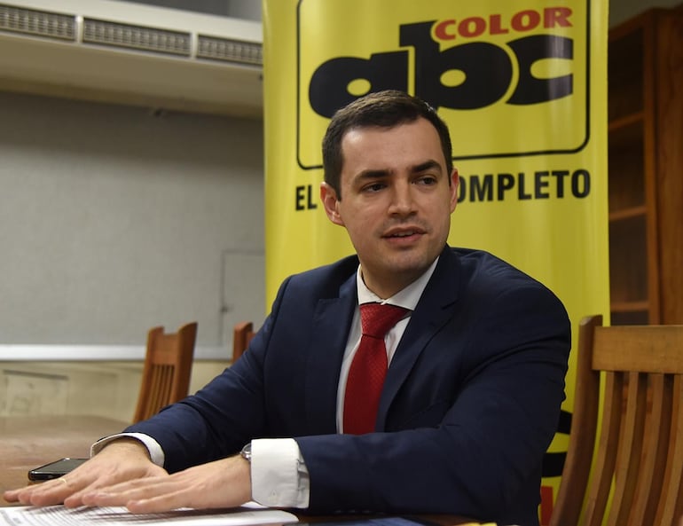 Carlos Becker, exdirector de Petropar en la era Eddie Jara.