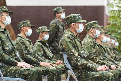 La primera tanda de 670 reclutas (todos hombres entre 18 y 19 años) se debían presentar en tres centros de entrenamiento por todo Taiwán.