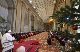 El papa Francisco, durante la audiencia de Navidad del papa con la Curia romana.