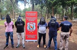 Falsos comerciantes fueron detenidos tras presunta coacción a turistas