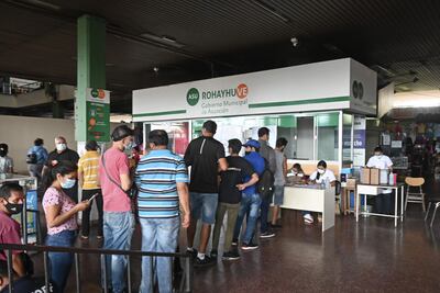 Hay un vacunatorio dentro de la Terminal de Ómnibus de Asunción (TOA).