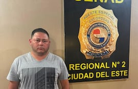 Suboficial mayor Tomás Alcides Trinidad Flecha, capturado por la Senad por tráfico de armas.