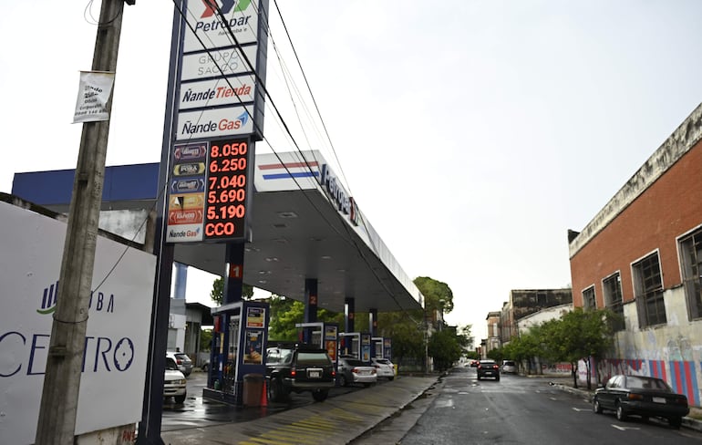 Hubo gran movimiento en las estaciones de Petropar tras la reducción anunciada.