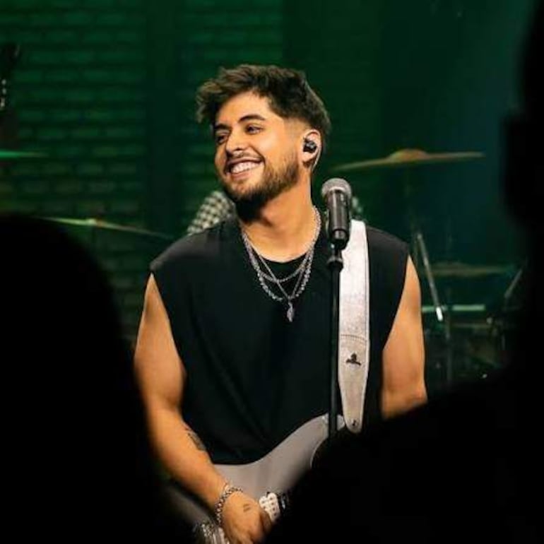 El cantante Luigi Manzoni se suma a la colaboración musical.