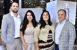 Martín Ruiz, Damaris Lezcano, Carolina Quiroga y Lucio Lezcano.