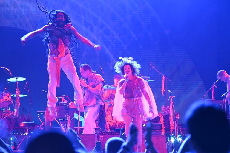 Arcade Fire y su presentación en el festival Asunciónico 2024.