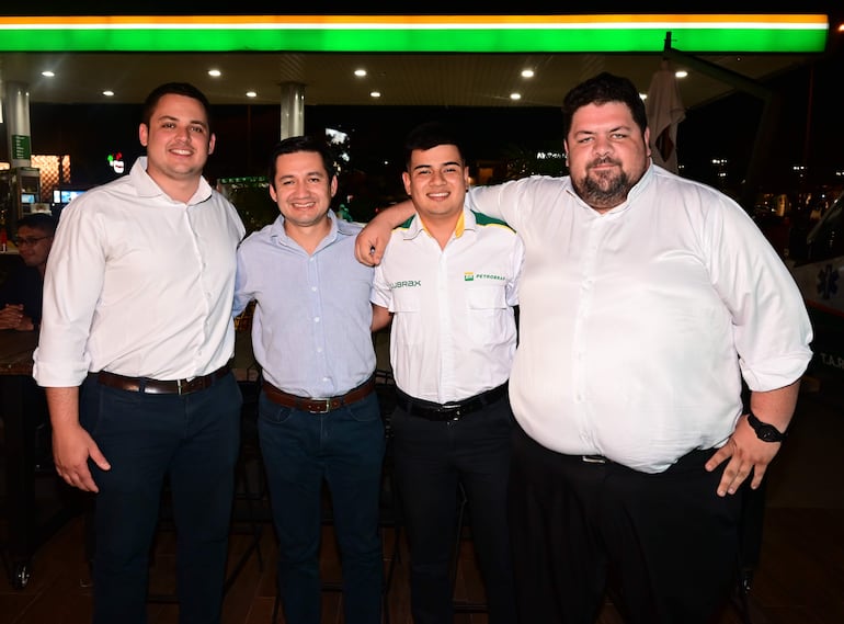 Manuel Zavala, Milciades Ramírez, Jesús Fernández y Walter Vera.